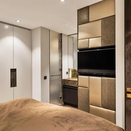 Canal View - Apartamento *